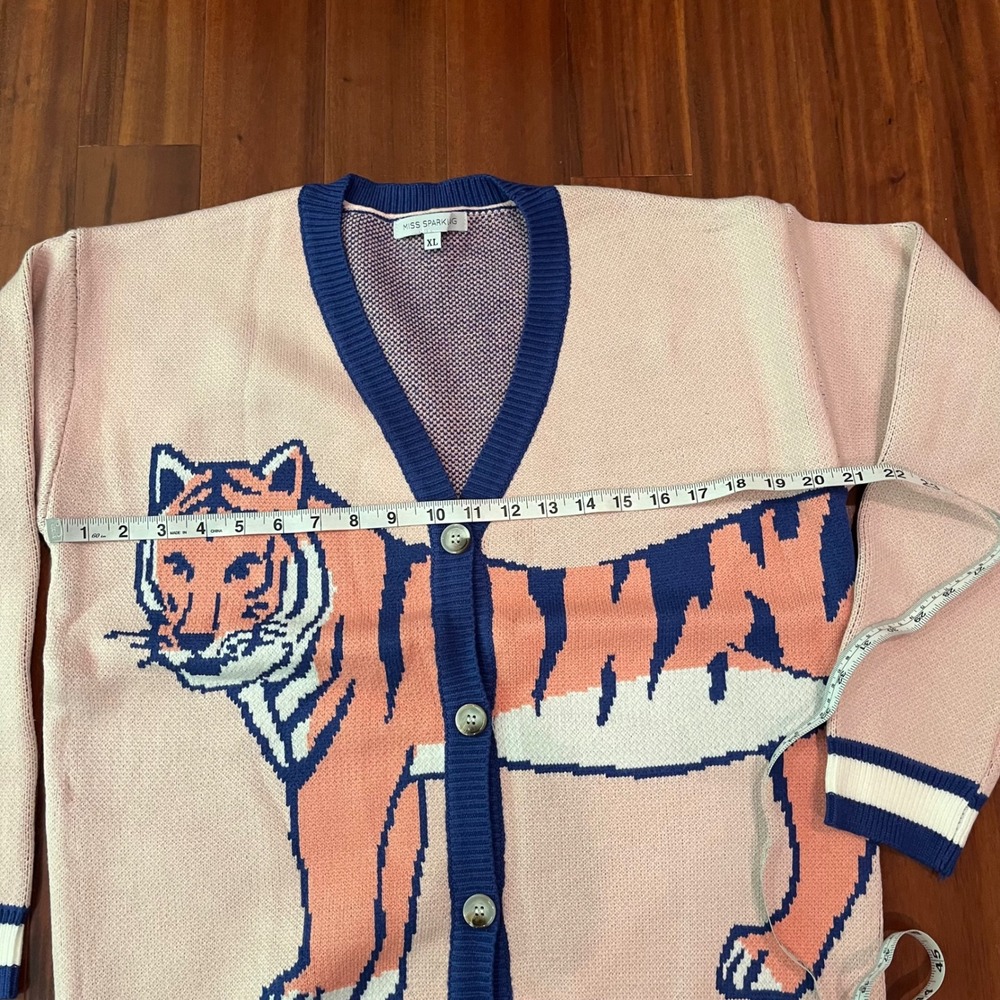 Tiger Graphic Cardigan Sweater Animal Miss Sparkling Knit Long Sleeve New XL - Picture 6 of 7
